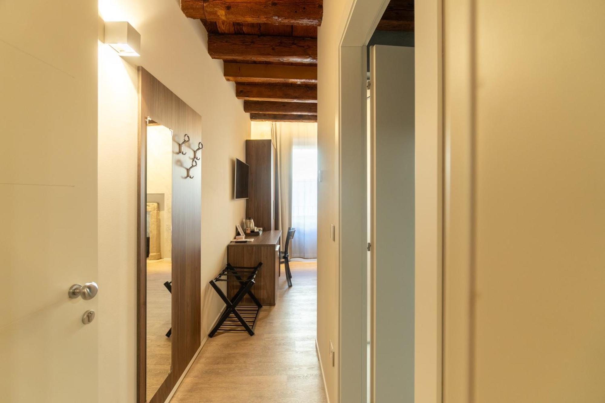 La Casa In Paese Hotel Пескиера дел Гарда Екстериор снимка