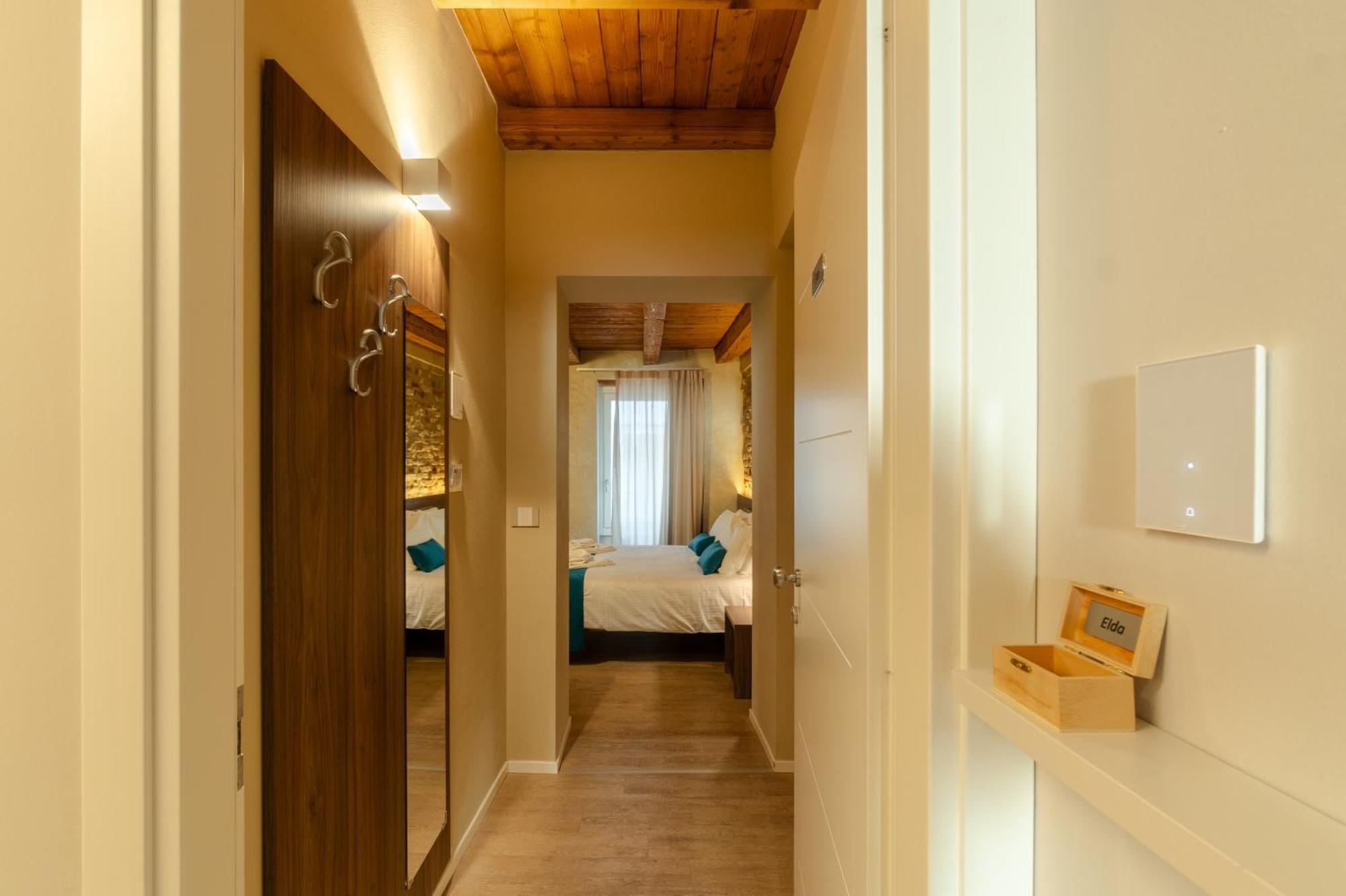 La Casa In Paese Hotel Пескиера дел Гарда Екстериор снимка
