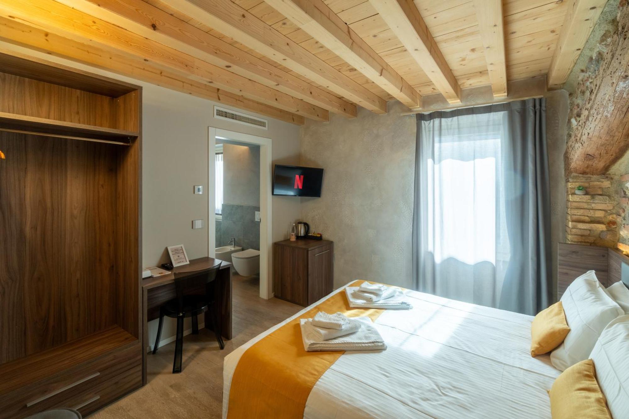 La Casa In Paese Hotel Пескиера дел Гарда Екстериор снимка